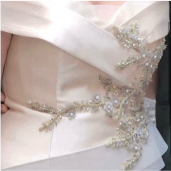 TERANI Couture gown - Picture 3 of 9